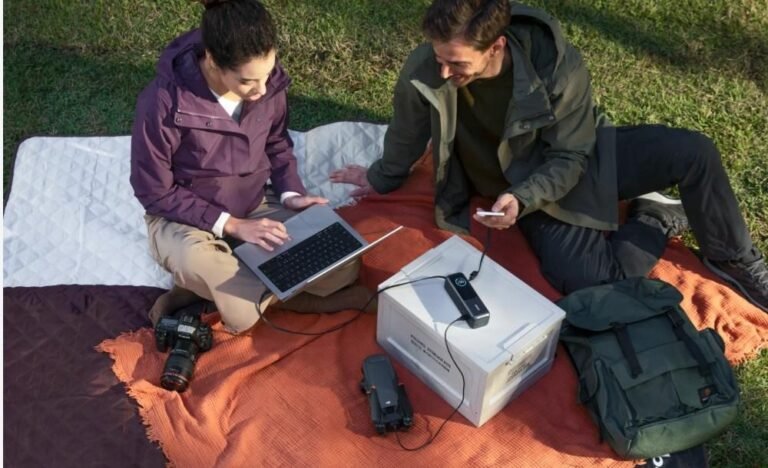 Fast-Charging Power Banks: Features That Matter in 2025